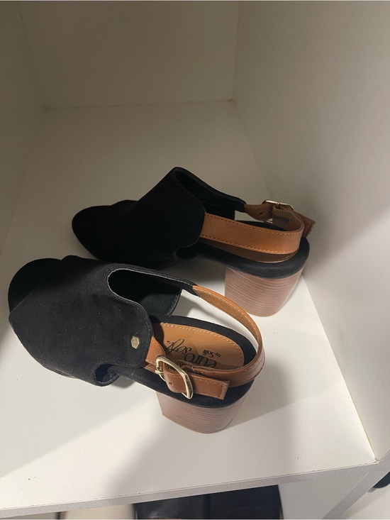 Eurosoft Shoes - Black Suede Open-Toe Block Heel Sandals with Tan Slingback